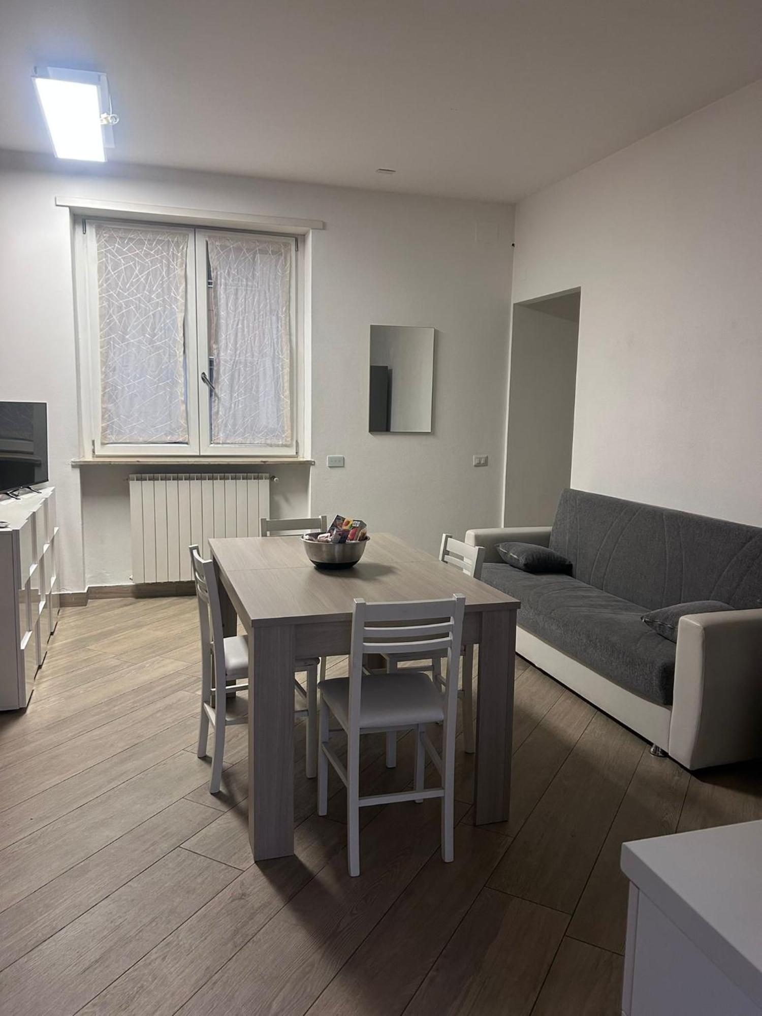 Azzurra House Treno Milano Διαμέρισμα Santo Stefano Ticino Εξωτερικό φωτογραφία